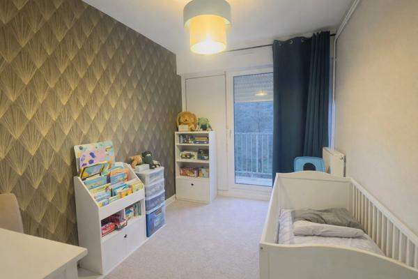 Dpt Finistère (29), à vendre QUIMPER appartement T3 meublé de 63 m² habitable - Cave.