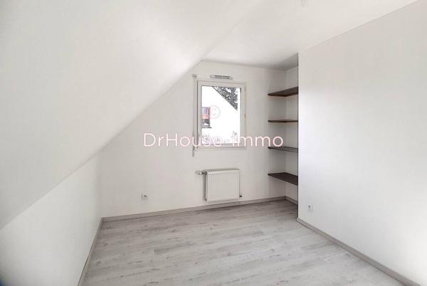 Maison à louer 4 pièces de 82 m²