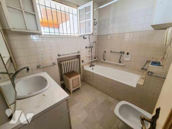 Immeuble à rénover 320m².