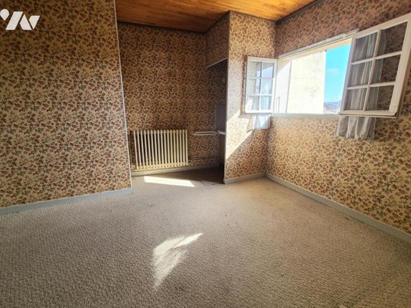 Immeuble à rénover 320m².