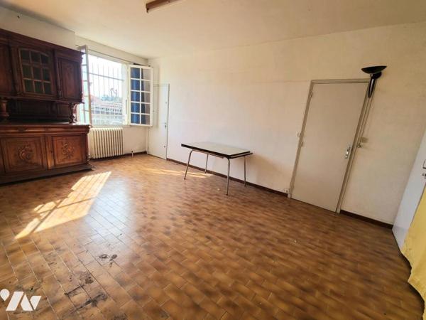 Immeuble à rénover 320m².