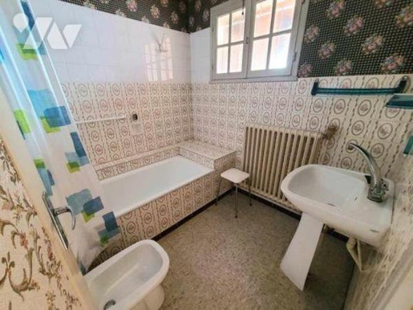 Immeuble à rénover 320m².