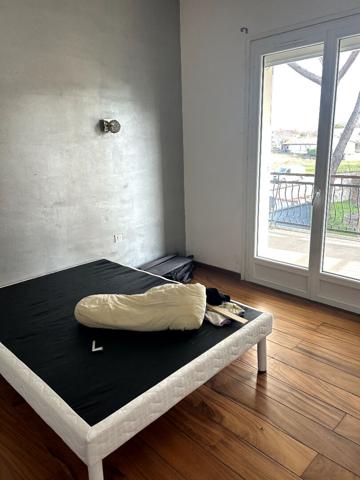 Maison 165m2 + Dépendance(100m2) 1 T3 de 57m2, 1 T2 de 38m2 Fenouillet