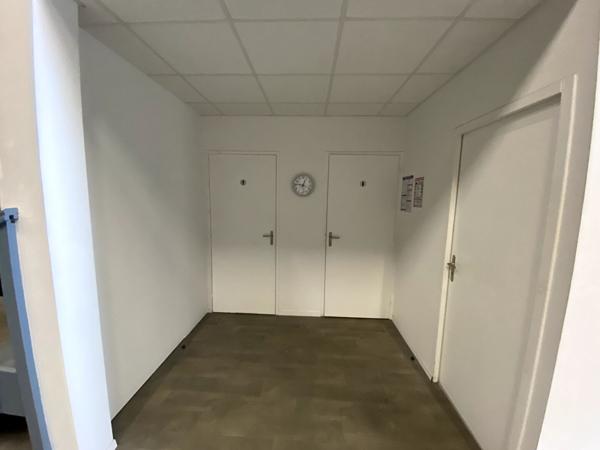 EXCLUSIVITE : A LOUER TRES BEAU Local d'activité 185 m² - Saint Herblain ATLANTIS