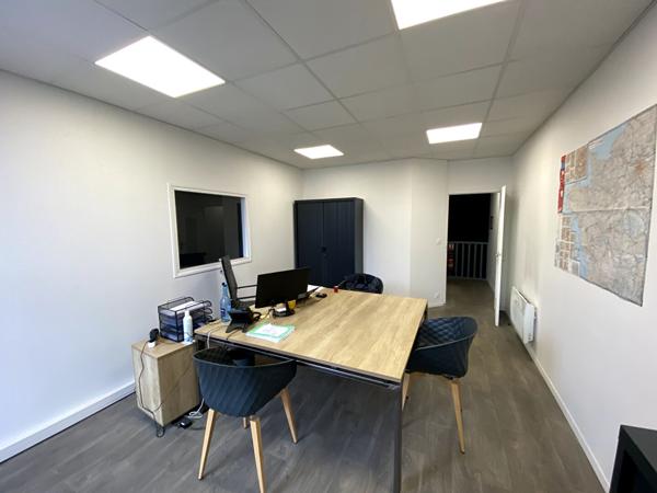 EXCLUSIVITE : A LOUER TRES BEAU Local d'activité 185 m² - Saint Herblain ATLANTIS