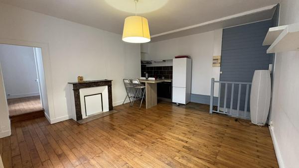 Appartement
                                                                                                                                                                                                                                                                                                                        2 pièce(s)                                                                                                                                                                                                          1 chambre(s)                                                                                                                                                                                                          40  m²