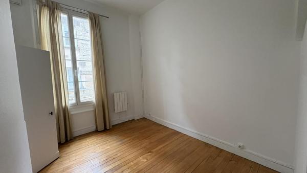 Appartement
                                                                                                                                                                                                                                                                                                                        2 pièce(s)                                                                                                                                                                                                          1 chambre(s)                                                                                                                                                                                                          40  m²