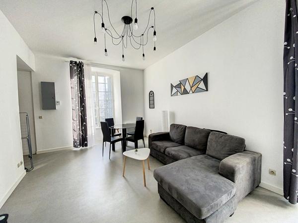Appartement à louer    3 pièces • 65,87 m2 Saint-Flour