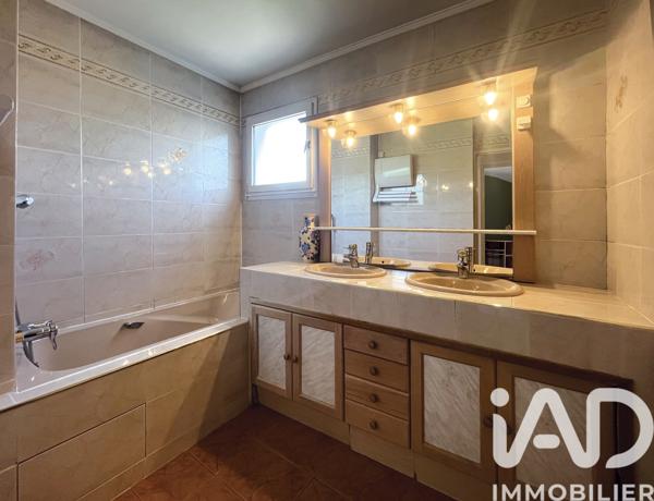 Maison à vendre 4 pièces 90 m² Hyères