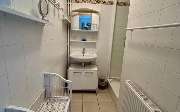 Maison à vendre    8 pièces • 250 m2 Rang-du-Fliers