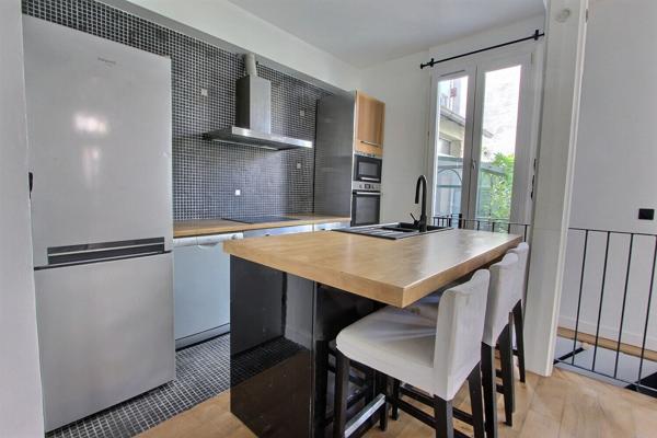 Maison Asnières Sur Seine 4 pièce(s) de 90m² avec cour.