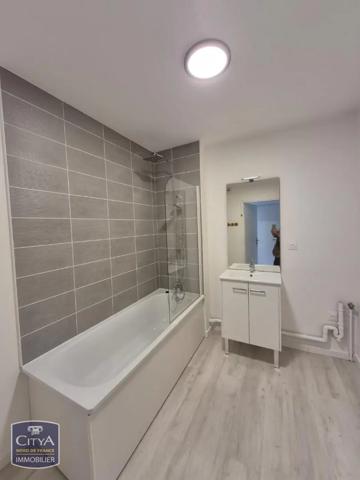 Appartement à louer 3 pièces 59.3m² Lens (62300)
