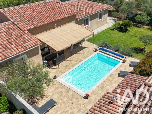 Maison à vendre 5 pièces 128 m² Cuges-les-Pins