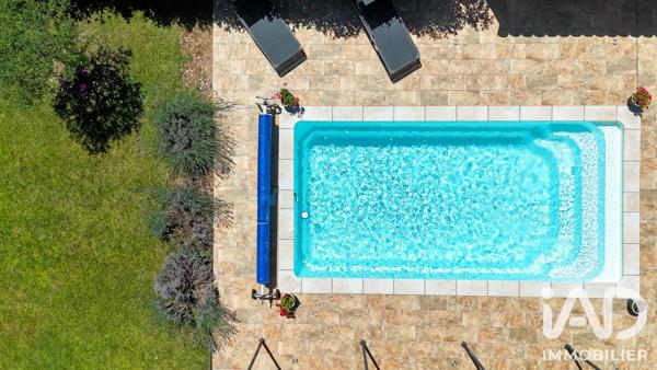 Maison à vendre 5 pièces 128 m² Cuges-les-Pins