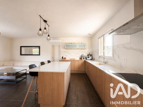 Maison à vendre 5 pièces 128 m² Cuges-les-Pins