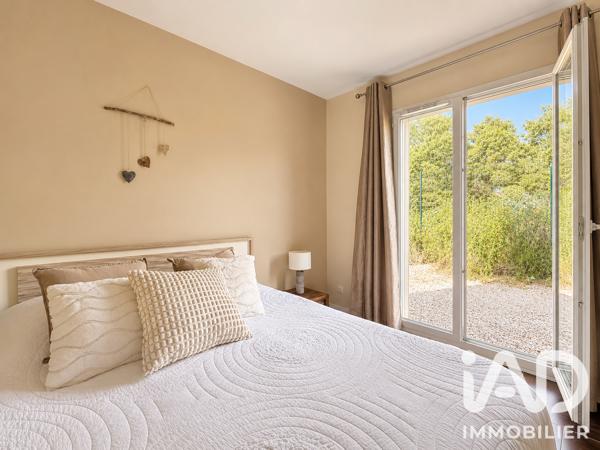 Maison à vendre 5 pièces 128 m² Cuges-les-Pins