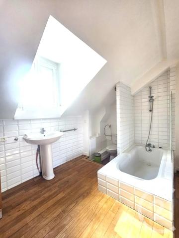 Appartement Duplex à vendre  2 pièces - 65,43 m 2   PARIS  - 75003