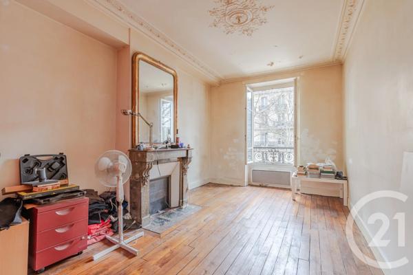 Appartement Duplex à vendre  2 pièces - 65,43 m 2   PARIS  - 75003
