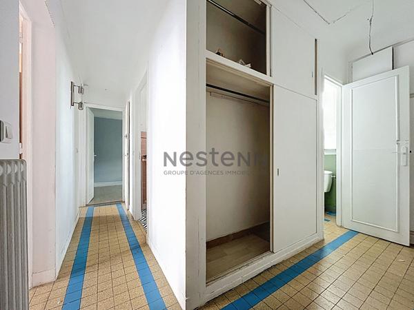 Maison spacieuse à vendre à Valenton - 6 pièces, 3 chambres, jardin!