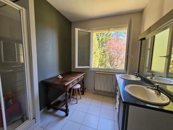 Maison Trélissac 6 pièce(s) 145 m2