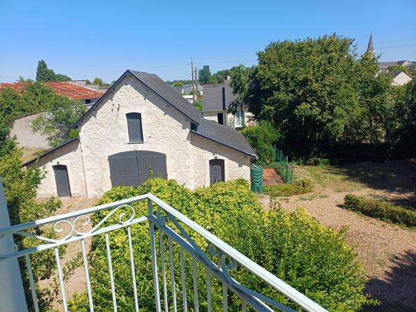Maison spacieuse et lumineuse sur Vernantes à venir découvrir sans tarder !