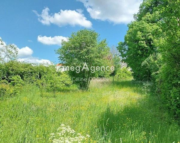 Maison à JONZAC, 17500 - 7 pièces 1m²