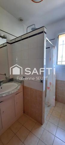 année 2003, 4 pièces, 91 m2 - terrain 2974 m2, piscine