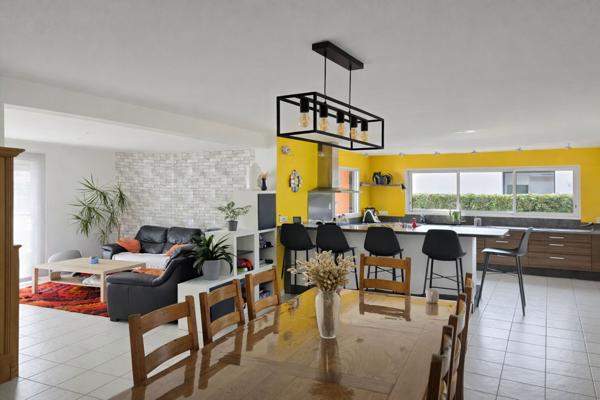 Maison Loudéac cinq chambres 176 m2 - 1000m² jardin