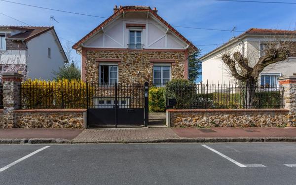 Maison à vendre    5 pièces •  Montgeron