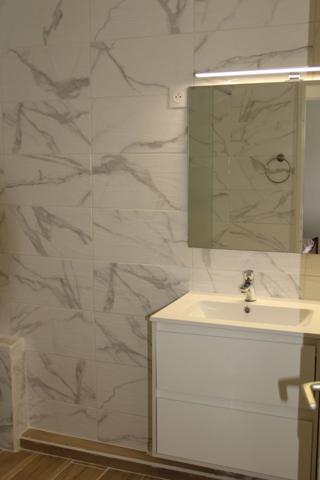Superbe Duplex T4 de 105 m² – Vues Mer, Forêt et Parc – Baie-Mahault