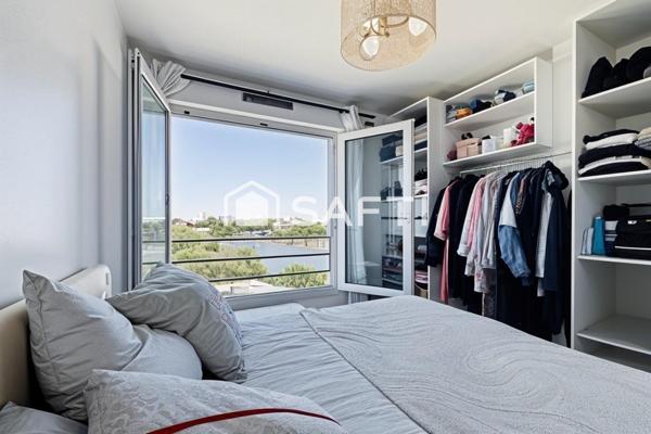 Bel appartement avec vue sur la Seine, balcon et stationnement