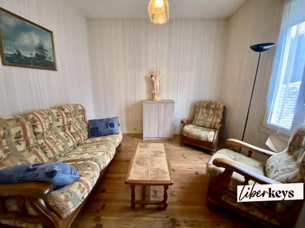 Maison à rénovée idéalement située à Crepy en Valois.