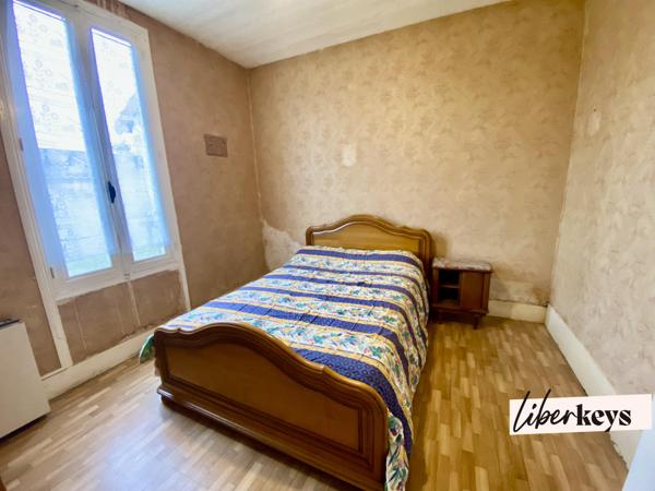 Maison à rénovée idéalement située à Crepy en Valois.