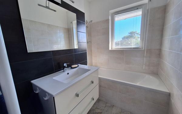 Appartement à vendre    2 pièces • 51 m2 Royan