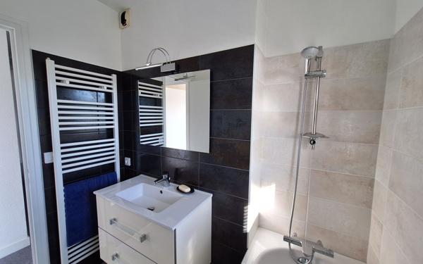 Appartement à vendre    2 pièces • 51 m2 Royan