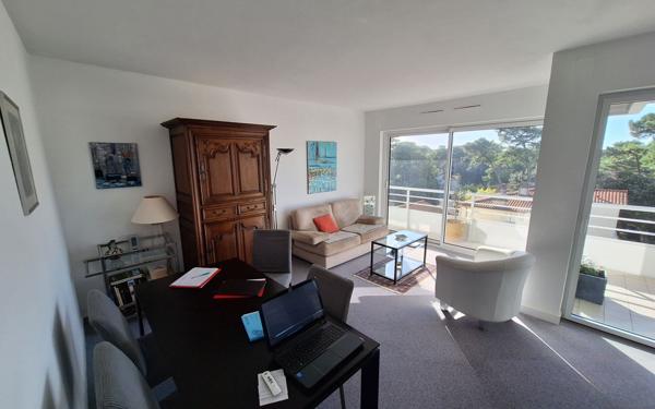 Appartement à vendre    2 pièces • 51 m2 Royan