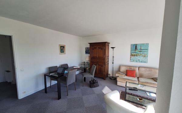 Appartement à vendre    2 pièces • 51 m2 Royan