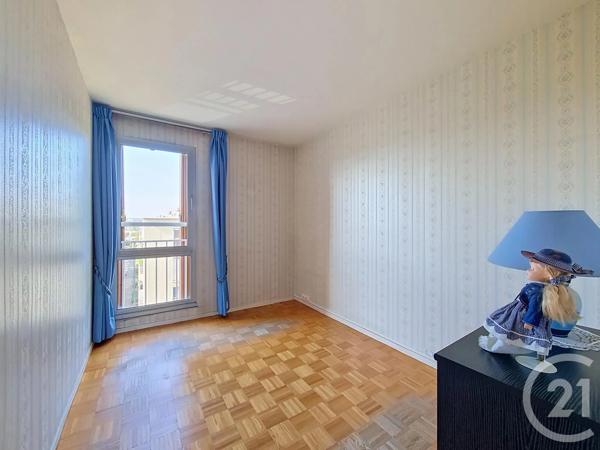 Appartement F4 à vendre  4 pièces - 60,63 m 2   FRESNES  - 94