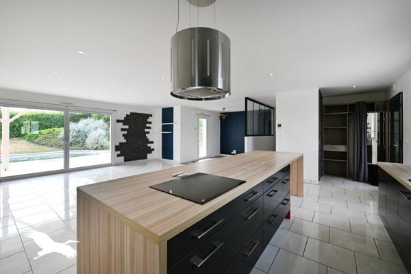 Maison à vendre |  Bourg-Charente |  5 pièces | 147 m²