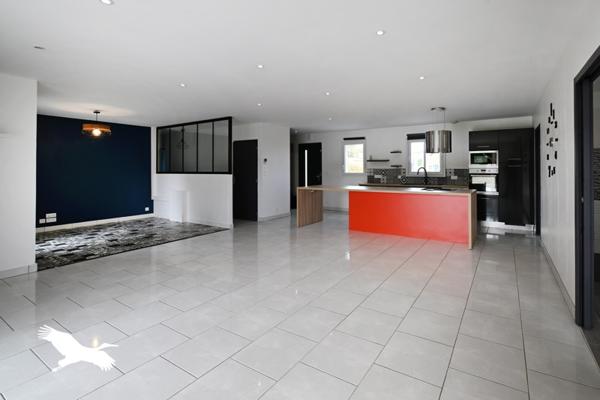 Maison à vendre |  Bourg-Charente |  5 pièces | 147 m²