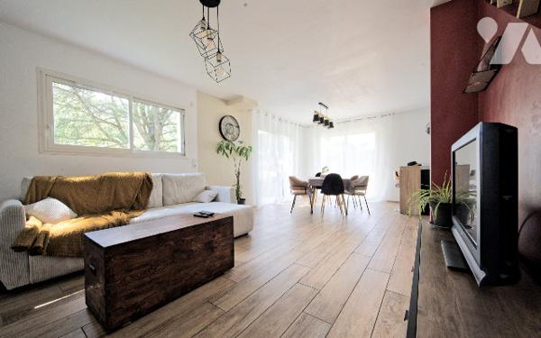 Maison de 2022 : 4 chambres 102m² + garage 40m², terrain 712m², DPE A - Vieugy Seynod (74600) ANNECY