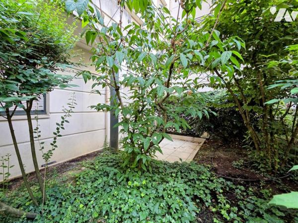 Paris 15e Grenelle - Cabinet médical / professions libérales – Paris 15e – RDC – terrasse privative