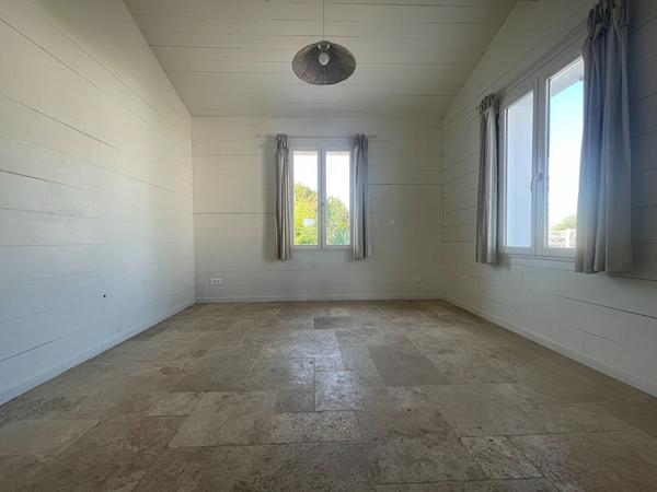 Charmante maison 3 chambres sur terrain de 1084 m² proche plage
