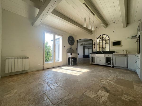 Charmante maison 3 chambres sur terrain de 1084 m² proche plage