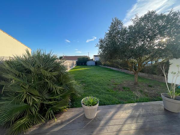 Charmante maison 3 chambres sur terrain de 1084 m² proche plage