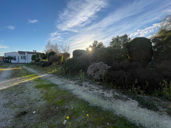 Charmante maison 3 chambres sur terrain de 1084 m² proche plage