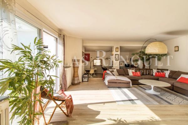 Loft avec terrasse, proche du centre-ville