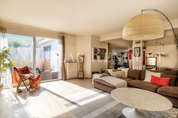 Loft avec terrasse, proche du centre-ville