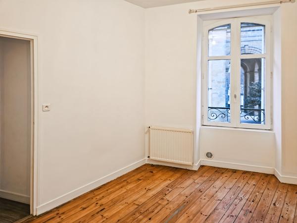 T2 de caractère au coeur de Saint Patern