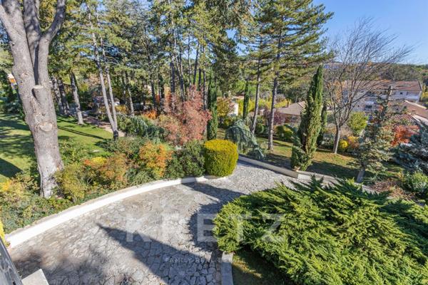 Au coeur même du village de Gréoux-les-Bains